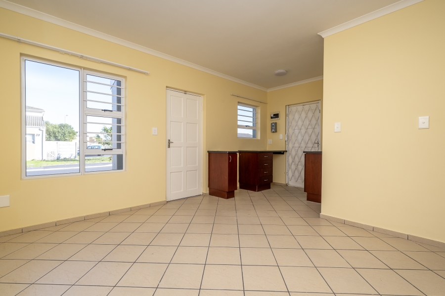 2 Bedroom Property for Sale in Sunset Glen Western Cape